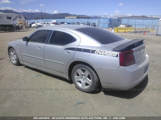 2B3KA43R96H503071 - 2006 DODGE CHARGER SE/SXT SILVER photo 3