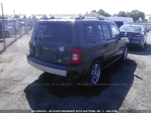 1J8FF48W67D354819 - 2007 JEEP PATRIOT LIMITED GREEN photo 4