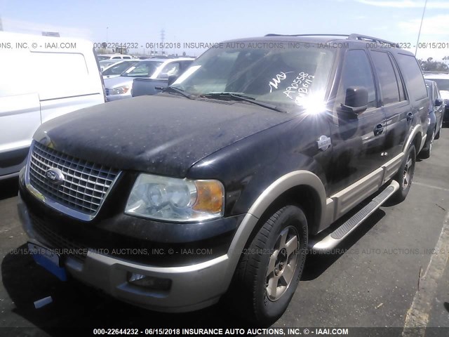 1FMFU18556LA90558 - 2006 FORD EXPEDITION EDDIE BAUER BLACK photo 2