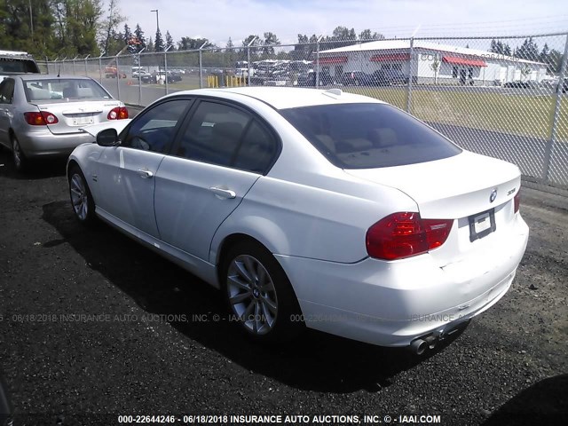 WBAPK5G56BNN81921 - 2011 BMW 328 XI SULEV WHITE photo 3