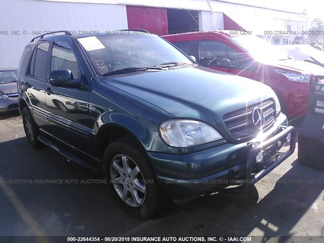 4JGAB72E0XA098818 - 1999 MERCEDES-BENZ ML 430 绿色 照片 1