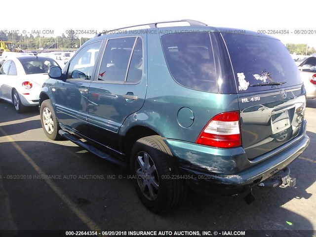 4JGAB72E0XA098818 - 1999 MERCEDES-BENZ ML 430 绿色 照片 3