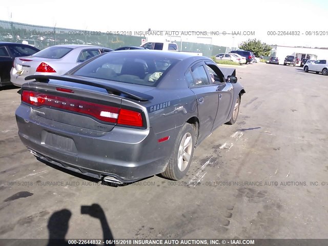 2B3CL3CG4BH577029 - 2011 DODGE CHARGER GRAY photo 4