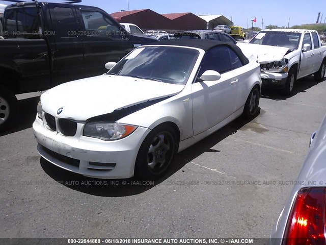 WBAUL73568VE86157 - 2008 BMW 128 I WHITE photo 2