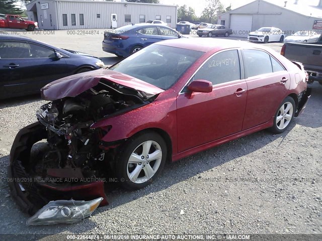 4T1BF3EK6BU692727 - 2011 TOYOTA CAMRY SE/LE/XLE RED photo 2