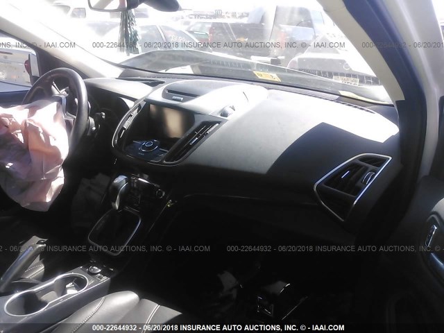 1FMCU9J93DUD07966 - 2013 FORD ESCAPE TITANIUM Beyaz fotoğraf 5