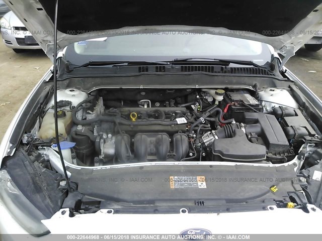 1FA6P0G72F5113622 - 2015 FORD FUSION S WHITE photo 10