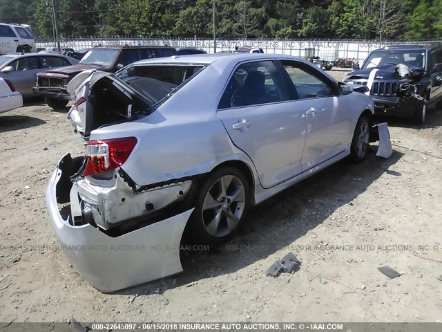 4T1BF1FK9EU331306 - 2014 TOYOTA CAMRY L/SE/LE/XLE 银色 照片 4