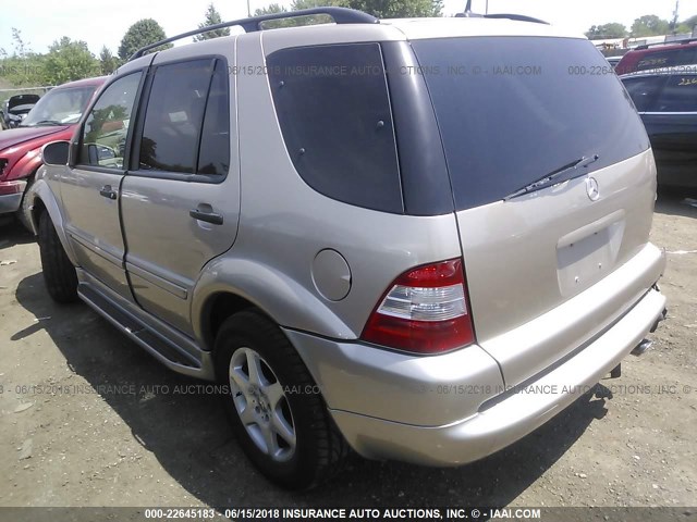 4JGAB54E42A308749 - 2002 MERCEDES-BENZ ML 320 GOLD photo 3