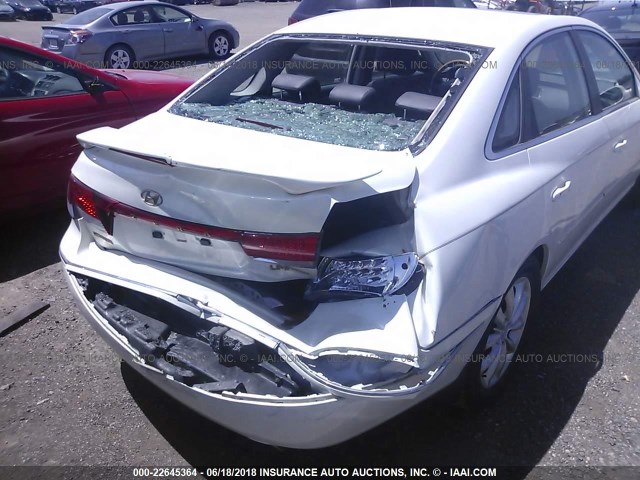 KMHFC46F17A154513 - 2007 HYUNDAI AZERA SE/LIMITED WHITE photo 6