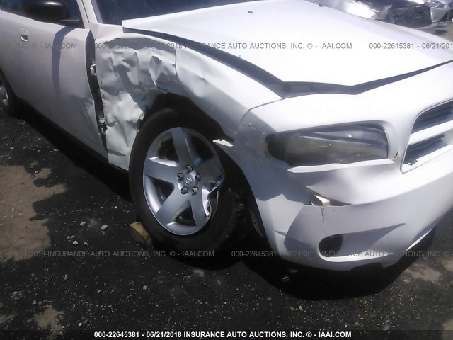 2B3KA43T49H590281 - 2009 DODGE CHARGER WHITE photo 6