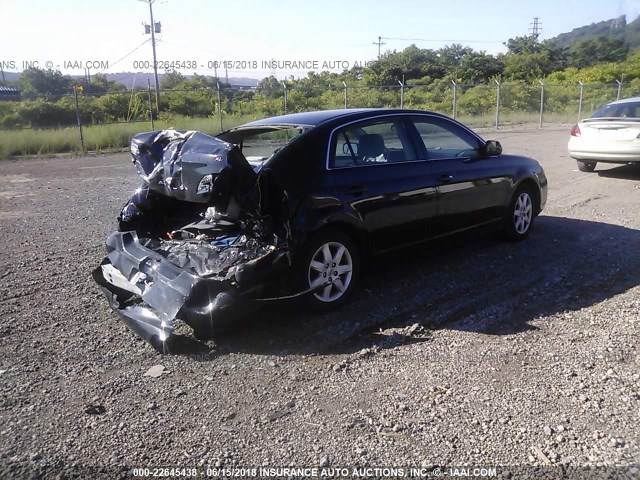 4T1BK36B66U103160 - 2006 TOYOTA AVALON XL/XLS/TOURING/LIMITED BLACK photo 4