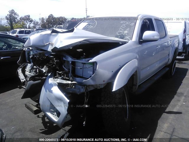 3TMLU4EN7CM087734 - 2012 TOYOTA TACOMA DOUBLE CAB ვერცხლისფერი ფოტო 2