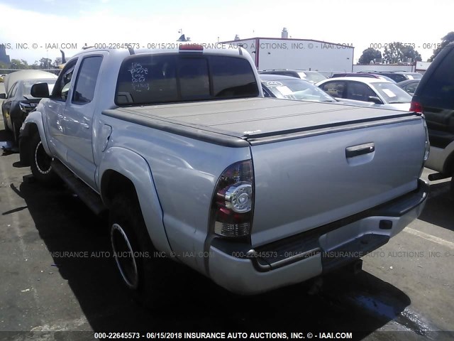 3TMLU4EN7CM087734 - 2012 TOYOTA TACOMA DOUBLE CAB ვერცხლისფერი ფოტო 3