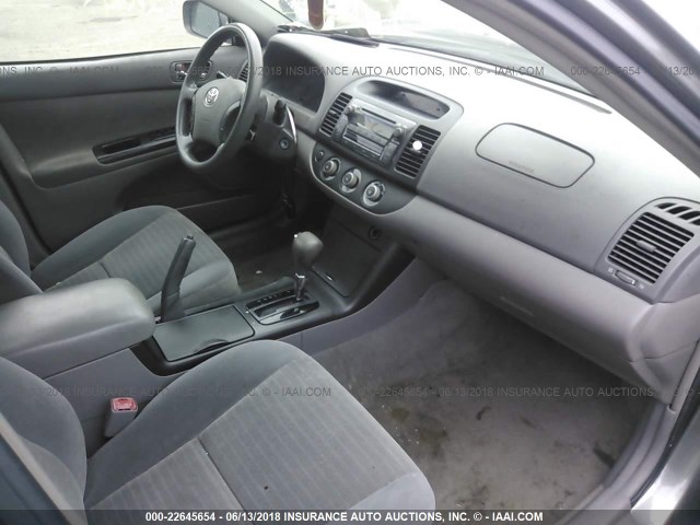 4T1BE30K55U603910 - 2005 TOYOTA CAMRY LE/XLE/SE Boz foto 5
