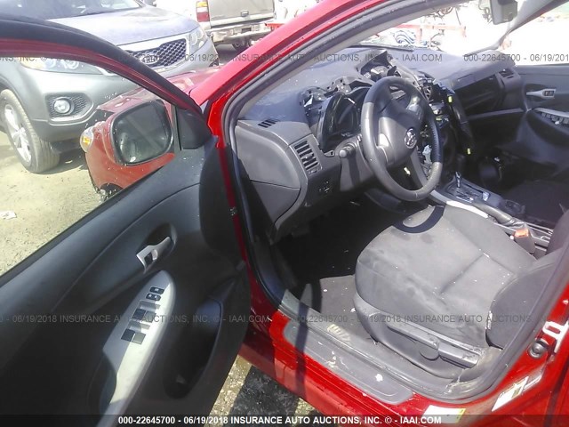 2T1BU4EE3AC489462 - 2010 TOYOTA COROLLA S/LE/XLE RED photo 5