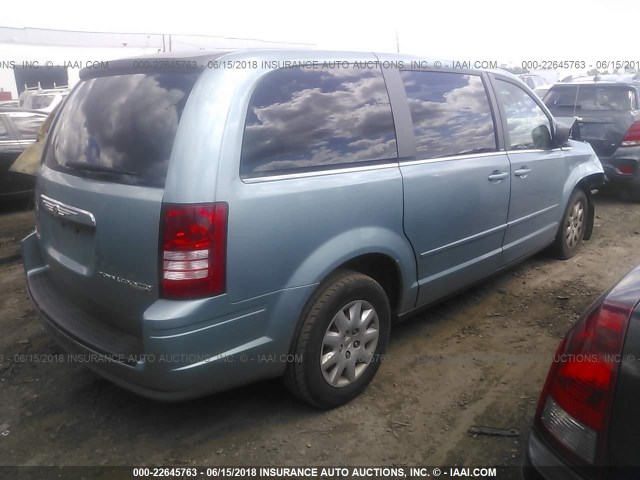 2A4RR4DE2AR206061 - 2010 CHRYSLER TOWN & COUNTRY LX Light Blue photo 4