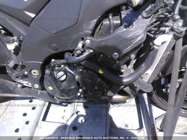 JKAZXCE189A021928 - 2009 KAWASAKI ZX1000 E BLACK photo 8