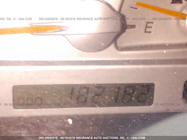 4T1BF32K22U520568 - 2002 TOYOTA CAMRY LE/XLE/SE ნაცრისფერი ფოტო 7