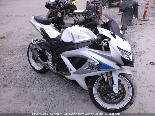 JS1GN7EA182112388 - 2008 SUZUKI GSX-R600 SILVER photo 1