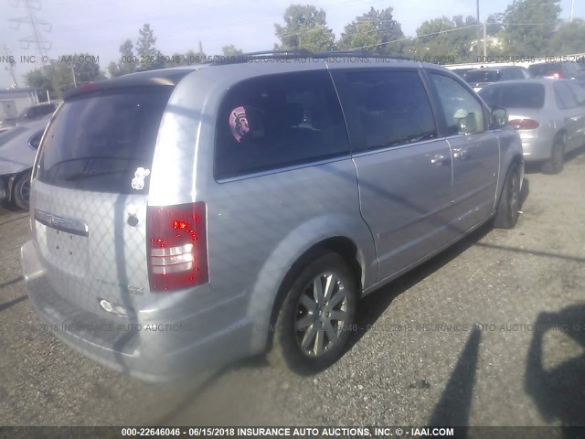 2A8HR54189R639943 - 2009 CHRYSLER TOWN & COUNTRY TOURING SILVER photo 4