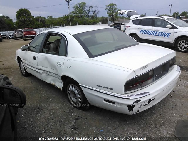 1G4CW52K6W4656336 - 1998 BUICK PARK AVENUE  WHITE photo 3