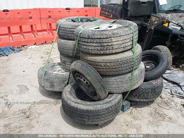 NA - 0 12 MISC TIRES 12 MISC SIZE TIRES  Черный фото 1