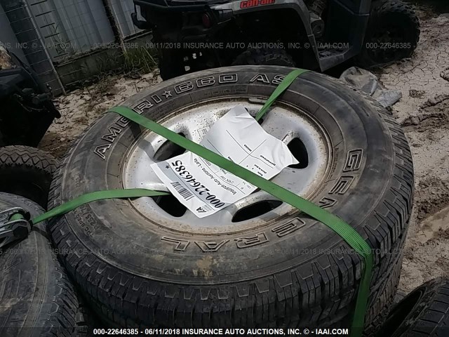 NA - 0 12 MISC TIRES 12 MISC SIZE TIRES  Черный фото 6