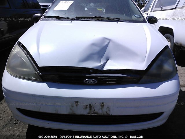 1FAFP363X3W123787 - 2003 FORD FOCUS SE/SE SPORT/ZTW WHITE photo 6