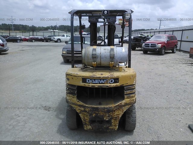 C30521200207 - 2002 DAEWOO FORKLIFT YELLOW photo 6