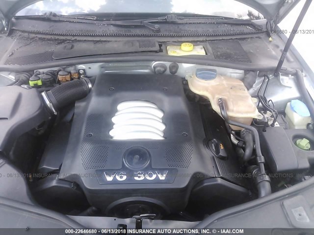 WVWWH63B84E064394 - 2004 VOLKSWAGEN PASSAT GLX 浅蓝色 照片 10