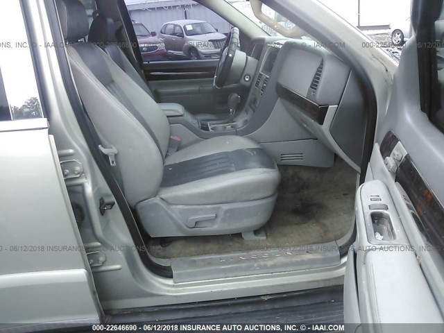 5LMEU78H63ZJ11562 - 2003 LINCOLN AVIATOR 棕色 照片 5