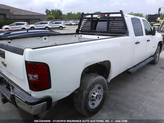 1GC1KVC85BF216343 - 2011 CHEVROLET SILVERADO K2500 HEAVY DUTY WHITE photo 4