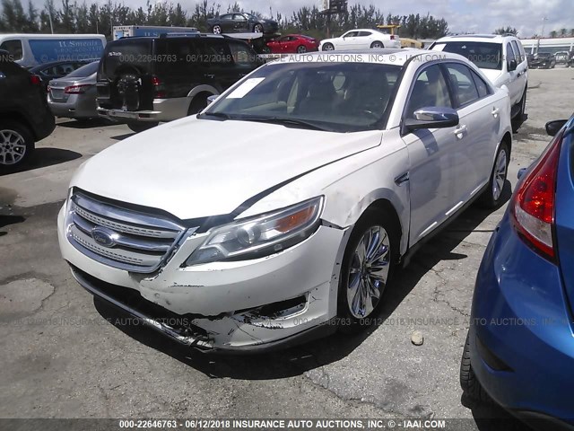 1FAHP2FW8AG142228 - 2010 FORD TAURUS LIMITED WHITE photo 2