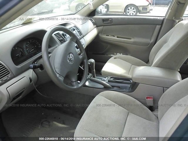 4T1BE32K12U507698 - 2002 TOYOTA CAMRY LE/XLE/SE მწვანე ფოტო 5