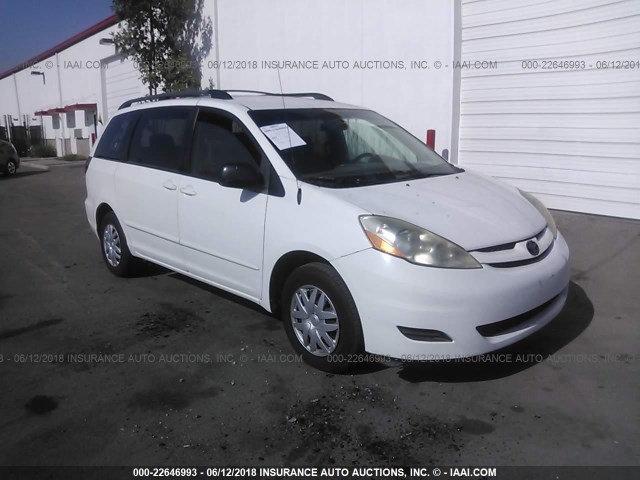 5TDZA23C06S415699 - 2006 TOYOTA SIENNA CE/LE WHITE photo 1