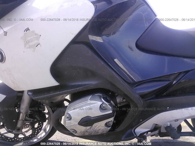 WB10388058ZT12488 - 2008 BMW R1200 RT WHITE photo 9
