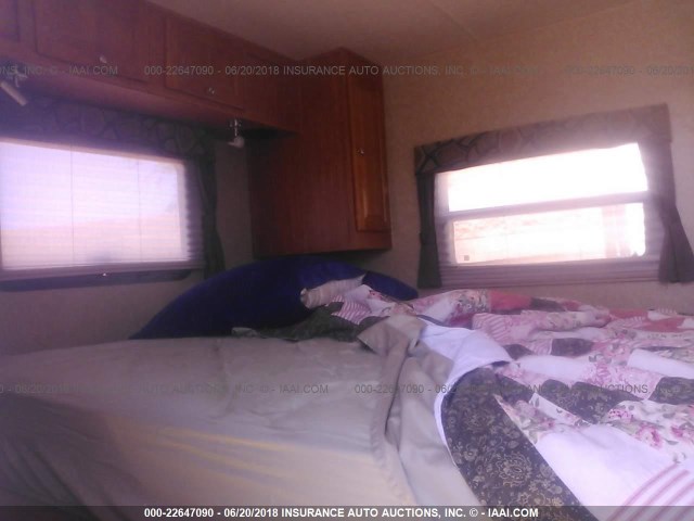 4X4TRLB26CD115342 - 2012 FOREST RIVER ROCKWOOD  白色 照片 8