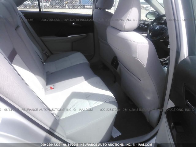 4T4BF1FK2DR312875 - 2013 TOYOTA CAMRY L/SE/LE/XLE 银色 照片 8