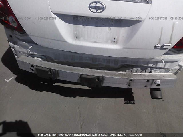 JTKDE177X50023880 - 2005 TOYOTA SCION TC თეთრი ფოტო 6