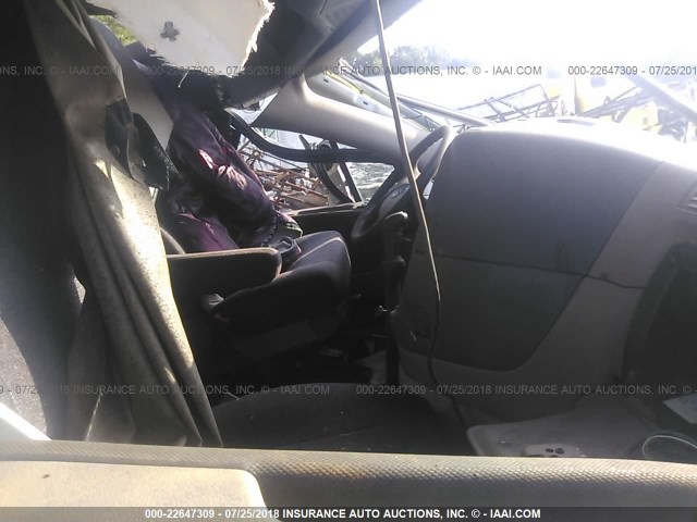 1FUJGLDR4CSBW0185 - 2012 FREIGHTLINER CASCADIA 125  WHITE photo 5