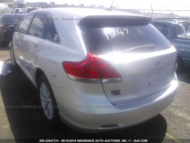 4T3BA3BB4AU009481 - 2010 TOYOTA VENZA SILVER photo 3