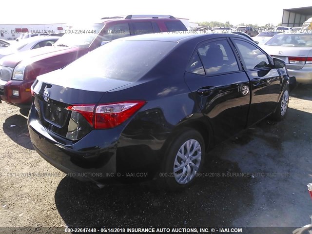 5YFBURHE6HP703539 - 2017 TOYOTA COROLLA L/LE/XLE/SE/XSE შავი ფოტო 4