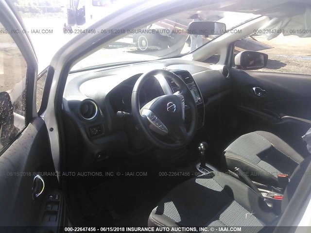 3N1CE2CP0GL404726 - 2016 NISSAN VERSA NOTE S/S PLUS/SV/SL/SR SILVER photo 5