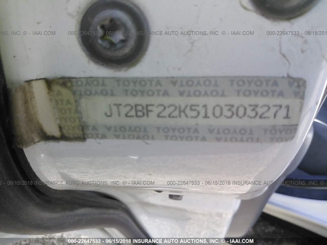 JT2BF22K510303271 - 2001 TOYOTA CAMRY CE/LE/XLE თეთრი ფოტო 9