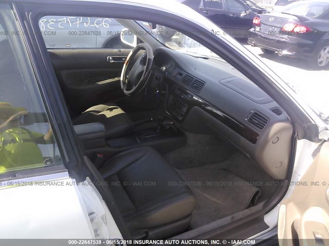 JH4UA2652TC019518 - 1996 ACURA 2.5TL Білий фото 5