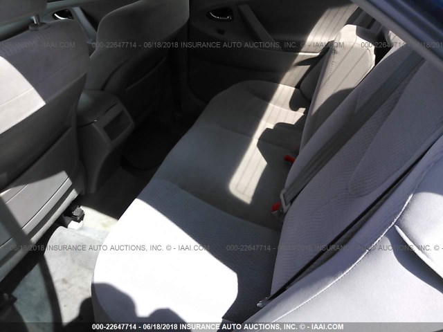 4T1BF3EK1BU592129 - 2011 TOYOTA CAMRY SE/LE/XLE BLUE photo 8