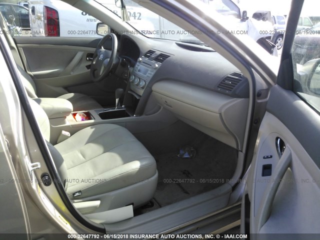 4T1BE46K07U627595 - 2007 TOYOTA CAMRY NEW GENERAT CE/LE/XLE/SE GOLD photo 5