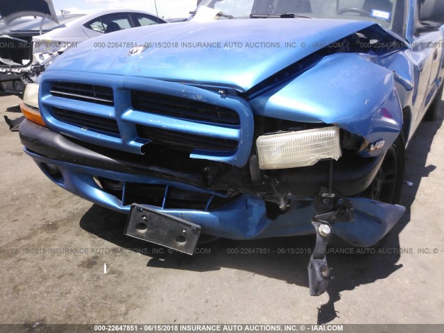 1B7GL22N7YS697404 - 2000 DODGE DAKOTA BLUE photo 6