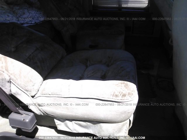 2B7HB21X0VK604609 - 1997 DODGE RAM VAN B2500 WHITE photo 8